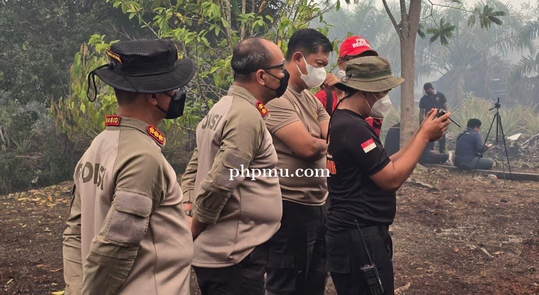 Polda Kalteng Bersama Satgas Intensifkan Penanganan Karhutla di Tjilik Riwut Km. 23