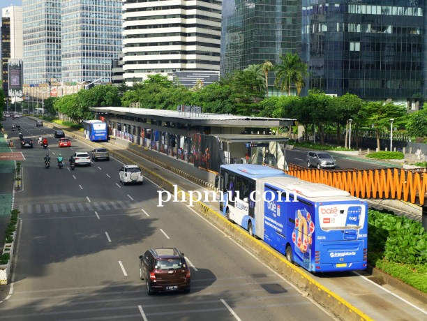 Tips Membangun Awareness Lokal di Jakarta lewat Iklan di TransJakarta